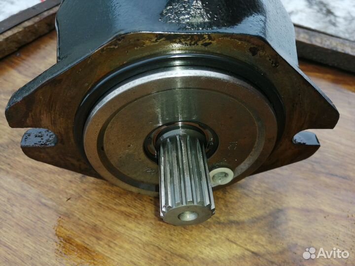 Гидравлический насос case New Holland 87538174