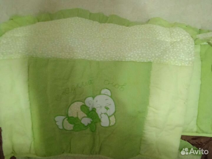 Бортики в детскую кроватку