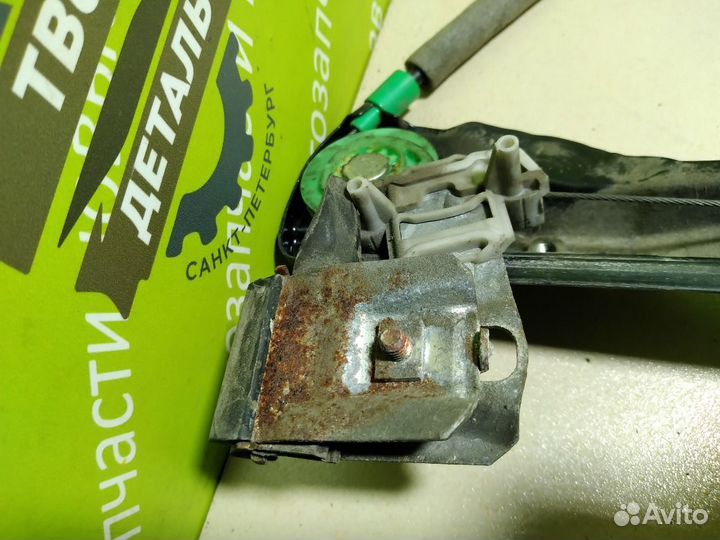 Стеклоподъемник передний правый Ford Focus 1 2.0