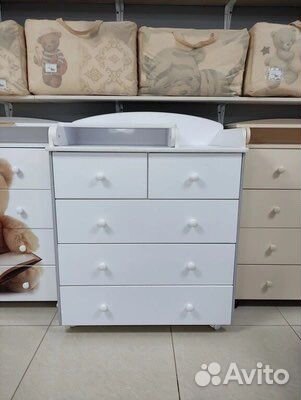 Детская кровать, пеленальный комод