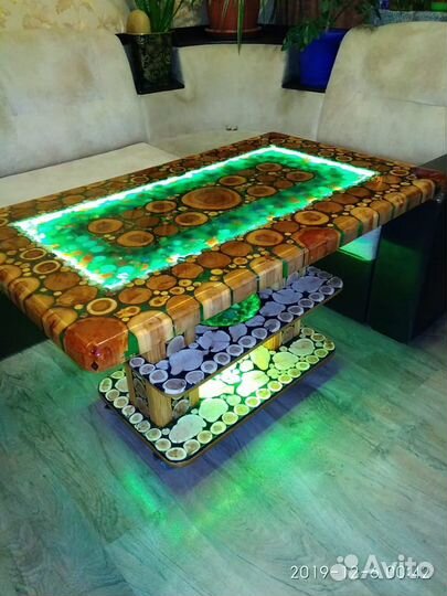 Светящийся столик