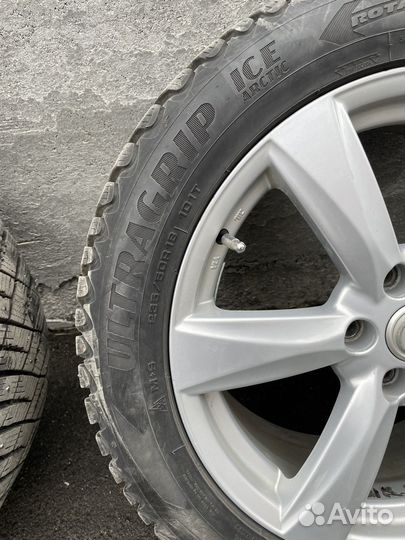 Комплект колес Lexus r18