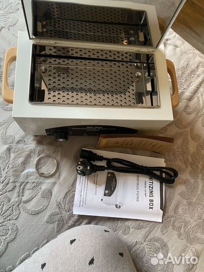 Стерилизатор для маникюрных инструментов