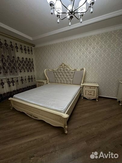 Спальный гарнитур бу