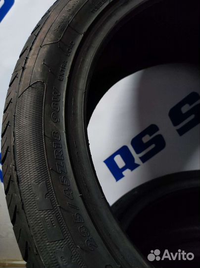 Maxtrek Maximus M1 235/45 R18 98W