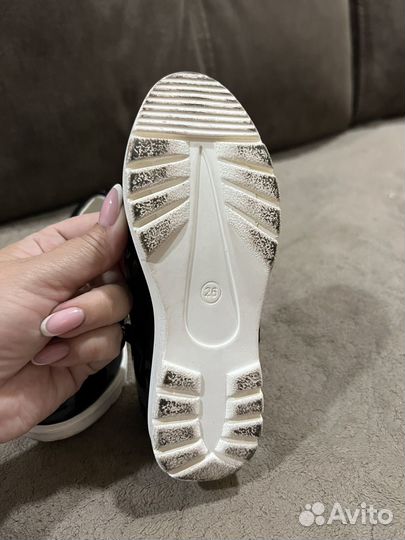 Туфли для девочки 26 размер