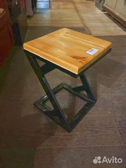 Табурет в стиле лофт