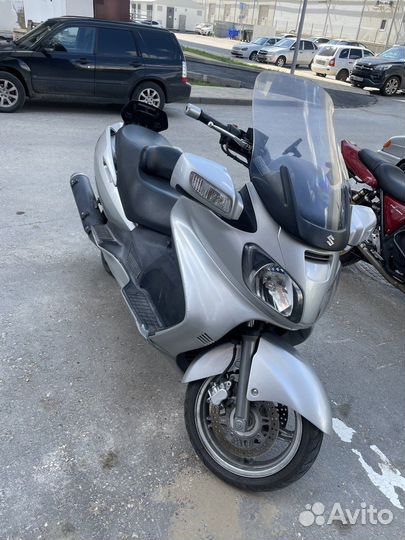 Продам мотоцикл Suzuki SkyWave 650