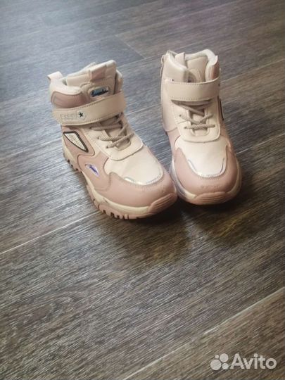 Ботинки для девочки