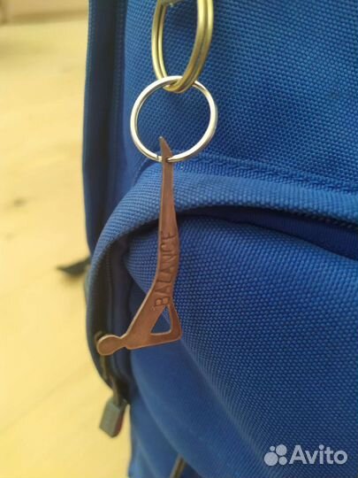 Брелок Йога, vegan Брелки металлические