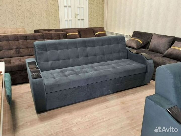 Прямой диван в наличии
