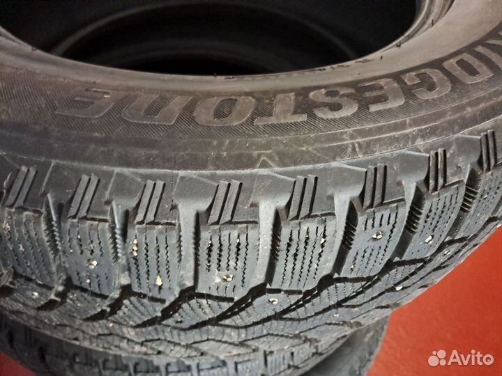 Bridgestone Blizzak Spike-01 265/60 R18 T