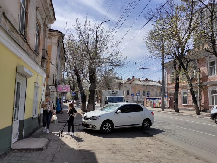 Торговое помещ в районе 