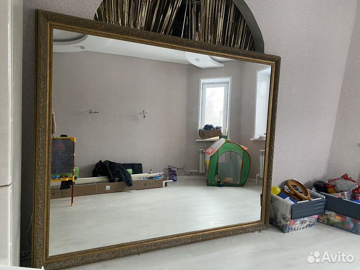 Зеркало в багете