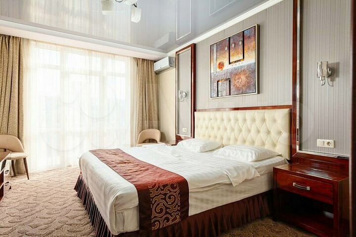 Гостиница, 1000 м²