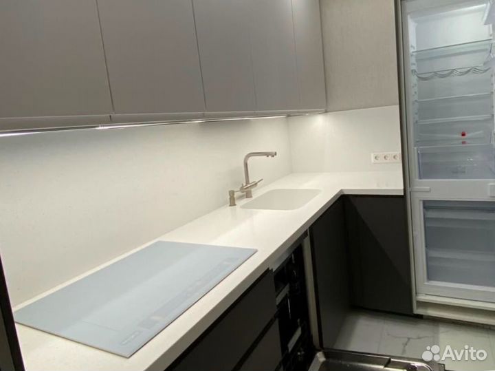 Столешница для кухни из камня Staron Pebble 130х60