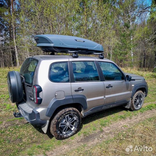 Автобокс Broomer Venture серый на niva Travel