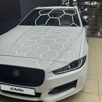 Jaguar XE 2.0 AT, 2016, 240 000 км, с пробегом, цена 2 550 000 руб.