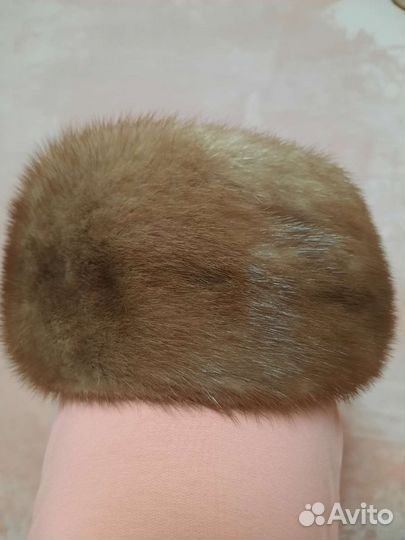 Берет женский норковый