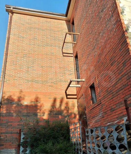 Дом 185 м² на участке 2 сот.