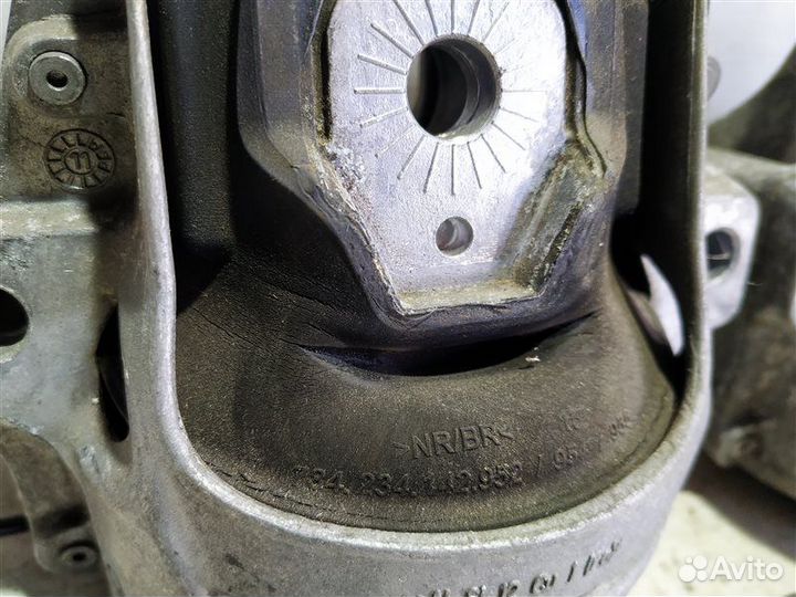 Подушка двигателя Audi A4 Allroad B8 2.0 CDN 2010