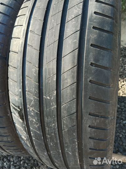 Bridgestone Alenza 001 245/50 R19