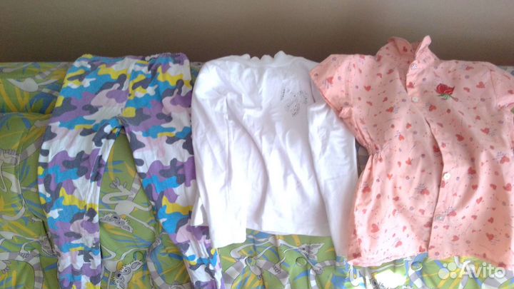 3 больших пакета с вещами