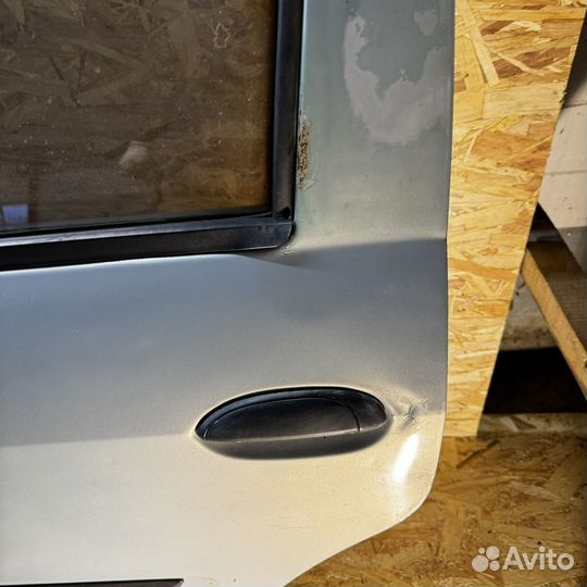 Дверь задняя левая renault logan 1