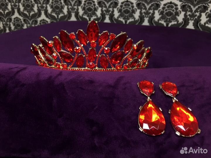 Диадема красная с сережами