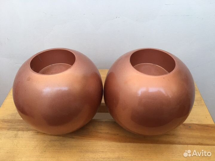 Декор интерьера (подсвечники)