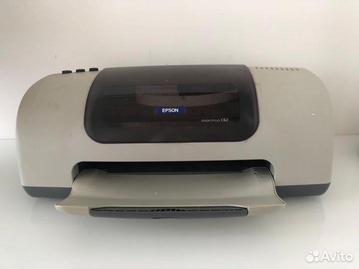 Цветной струйный принтер epson