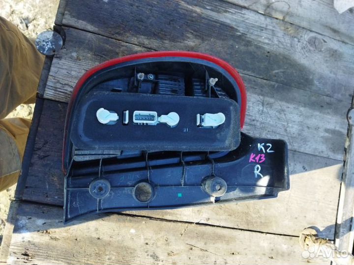 Стоп-сигнал задний правый Nissan March K13