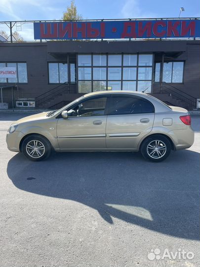Kia Rio 1.4 AT, 2011, 180 000 км