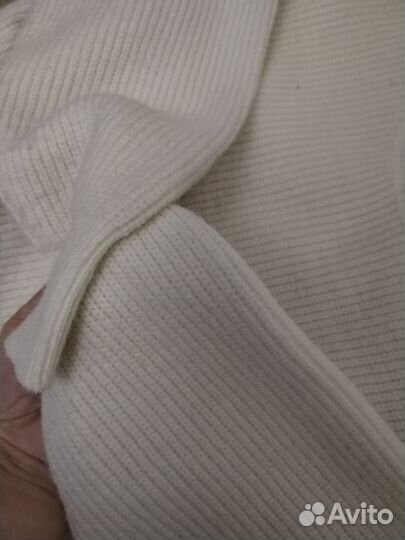Свитер женский