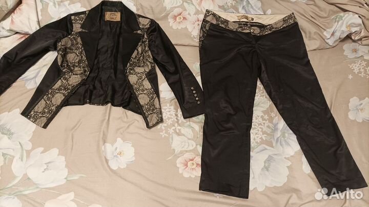 Брючный костюм женский 42 44