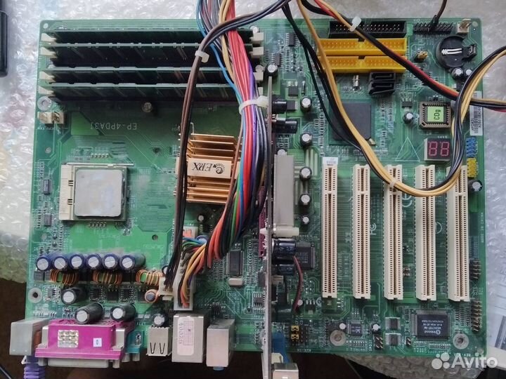 Комплект мать+celeron2.26ghz,ddr2gb,ati9600 128mb