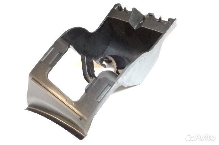 Кронштейн омывателя фар правый Тигуан