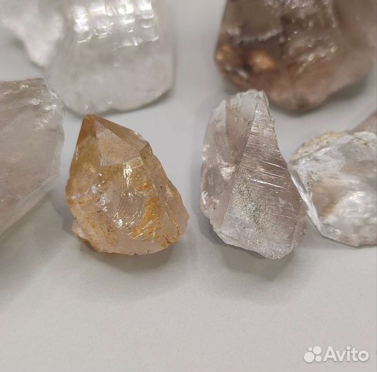 Набор: раухтопазы кристаллы (9 шт) / Минералы