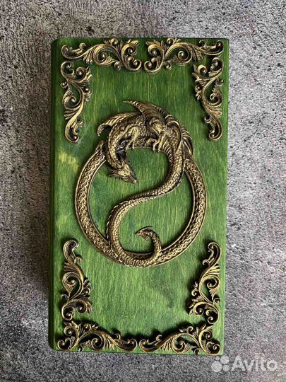 Шкатулка с драконом. Символ года. Авторская работа