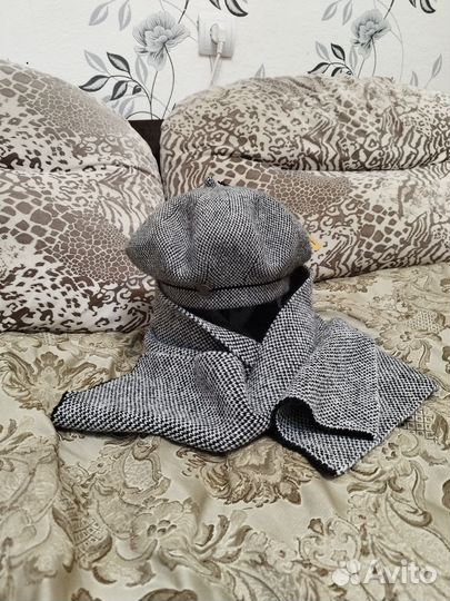 Берет с шарфом (комплект)