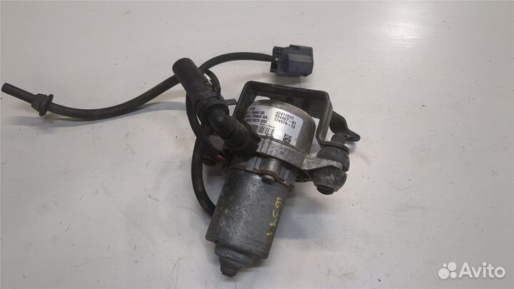 Насос вакуумный Chevrolet Trax 2016, 2018