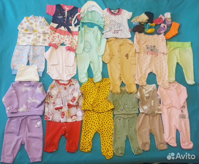 Пакет детской одежды на девочку от 0 до 6 мес