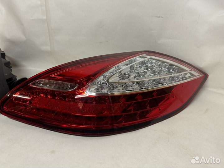 Фонарь задний левый правый Porshe Panamera 970