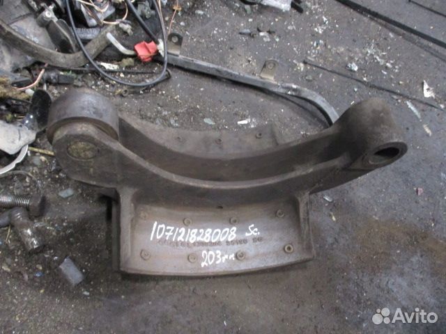 Тормозная колодка передняя Scania 1300204