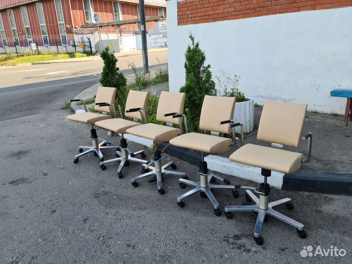 Парикмахерское кресло welonda Germany 5шт