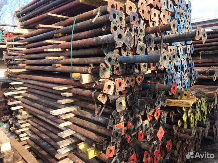 Стойки опалубки