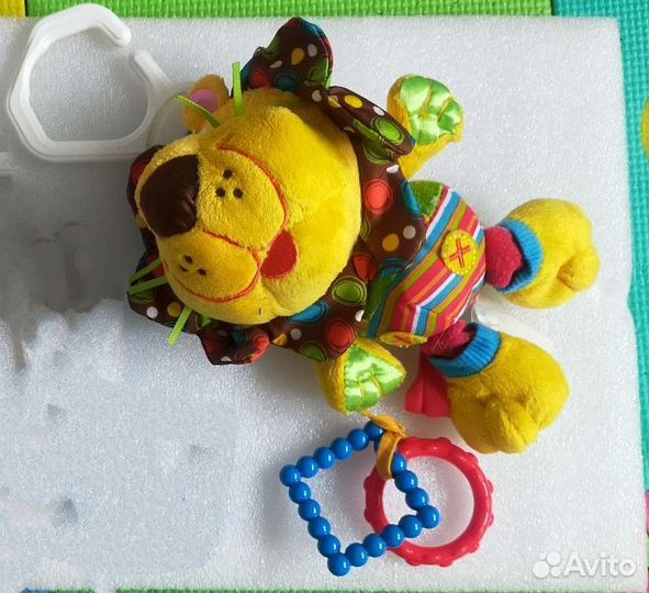 Игрушка подвесная лев