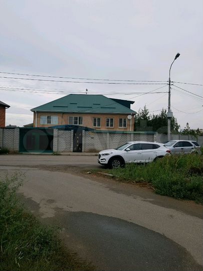 Дом 200 м² на участке 11,3 сот.