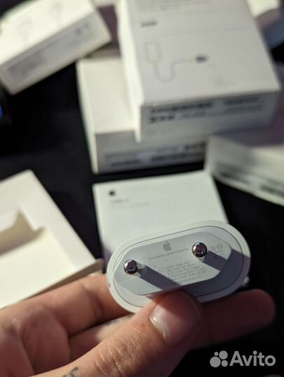 Зарядное устройство Apple 20w USB-C