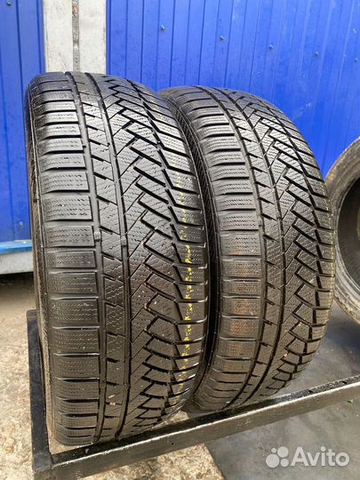 Continental ContiWinterContact TS 850 P 215/55 R17